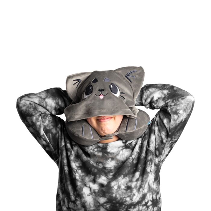 Plyšový cestovní polštář s kapucí Hoodeazzz-Kočka Beans & Co